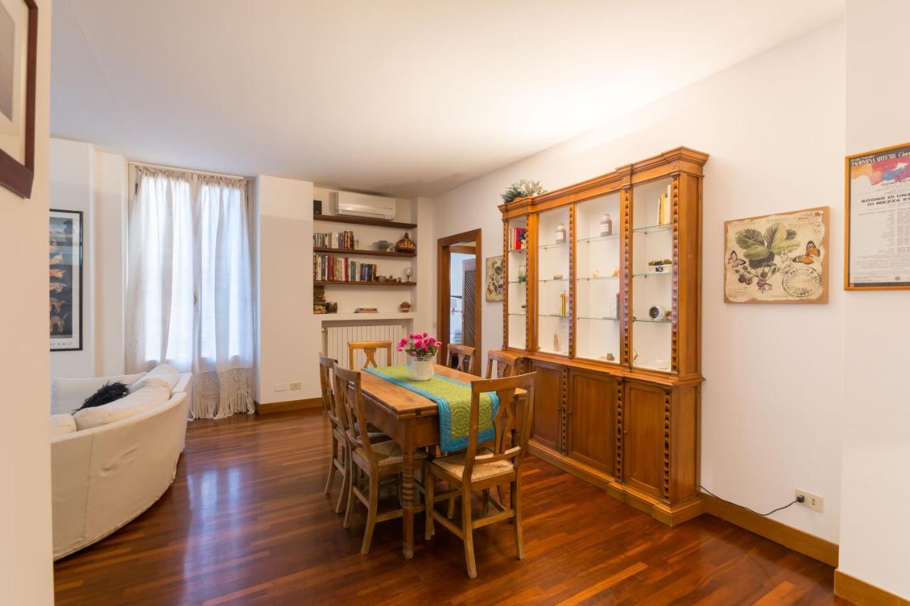 Brera 27 Suite Milan Bagian luar foto